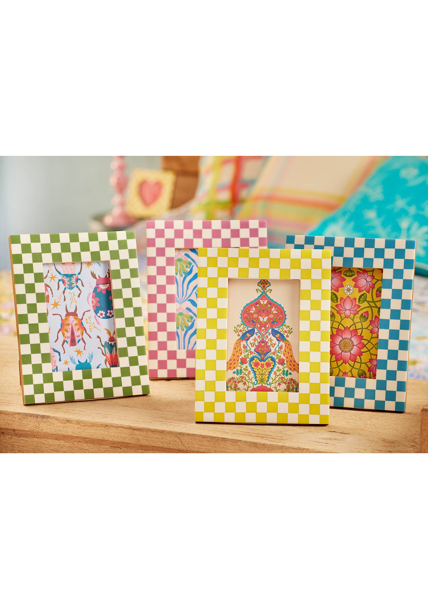 Check Photo Frame, fits photo 6x4"