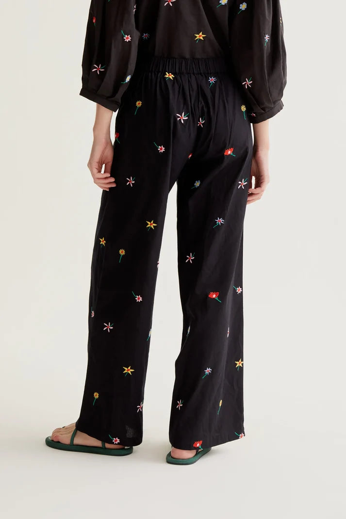 Trousers with Black Gardener Flowers print
