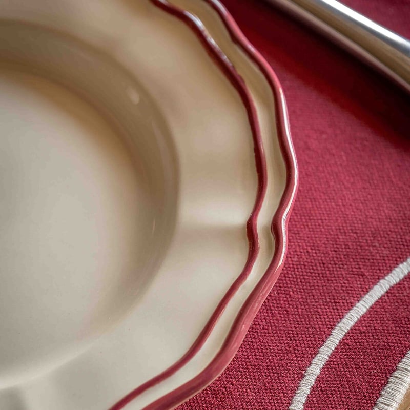 Gallery Heritage Scallop Side Plates Red 4pk