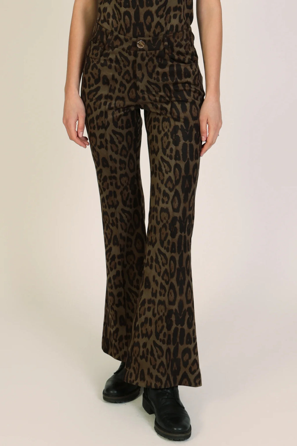 Bet Lynch Lives Staunch Trousers