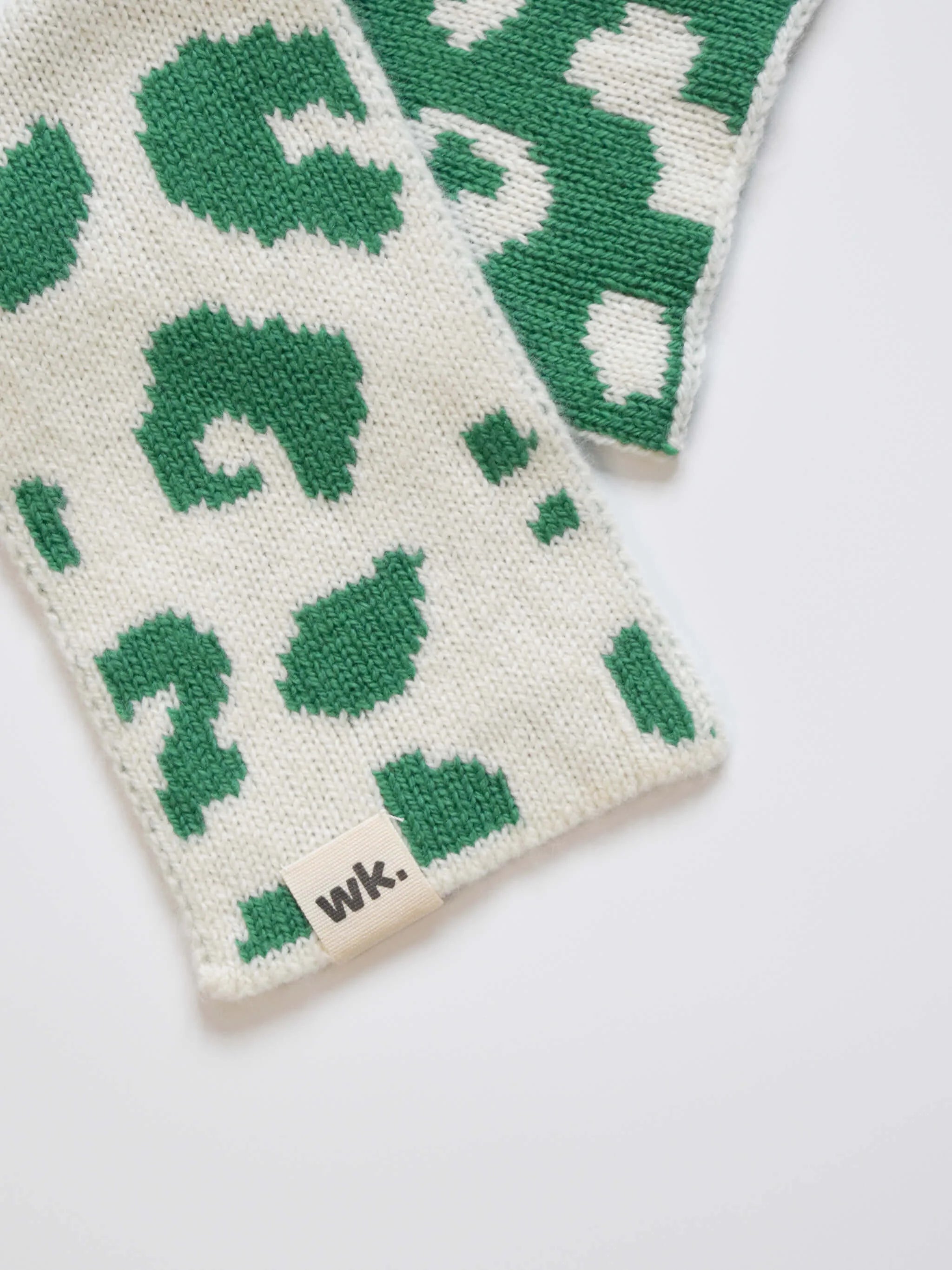 Narrow Leopard Print Scarf