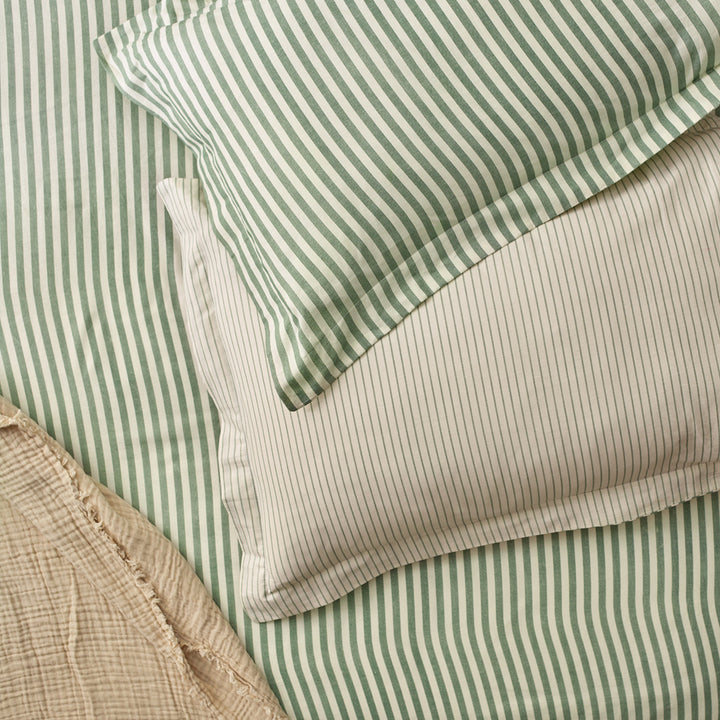 Yard Hebden Striped Green Bedding Set