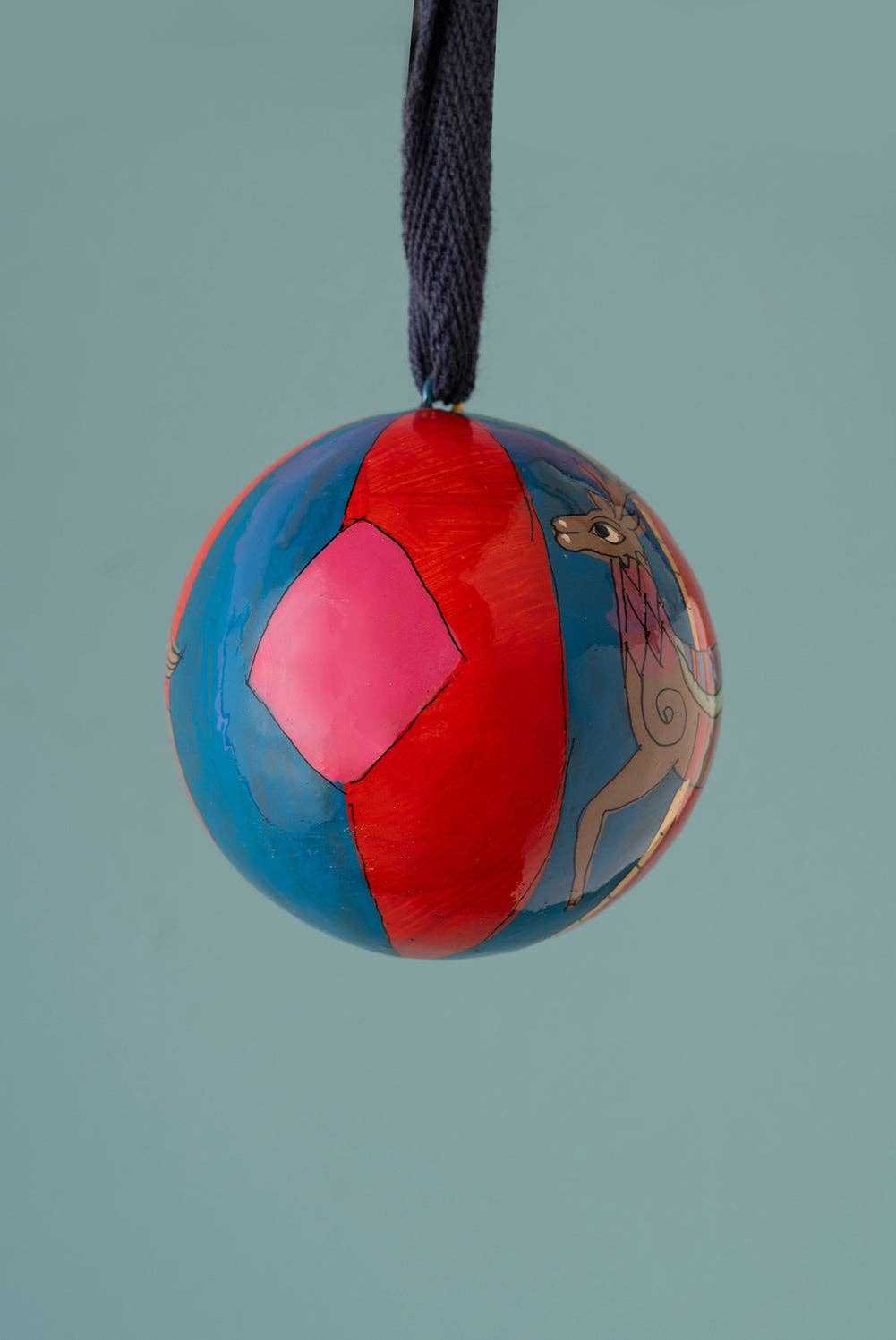 Daisy Snow Reindeer Carousel Bauble