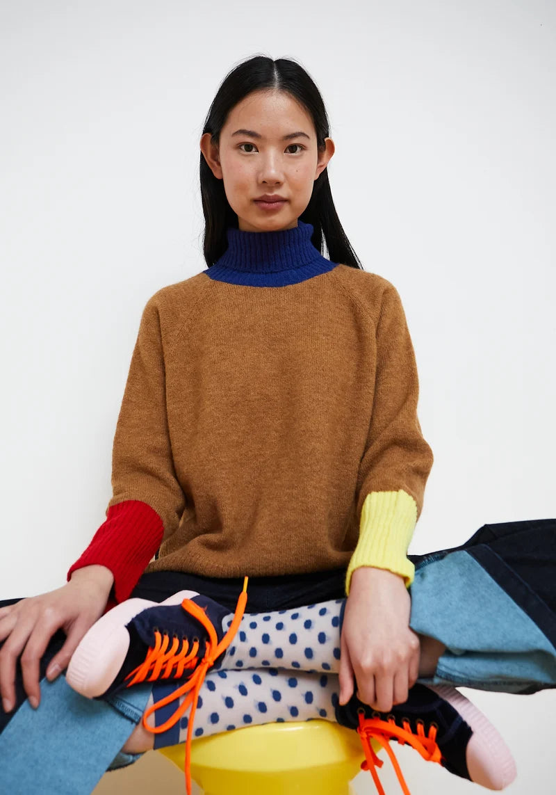 Dr Bloom Camel Giggle Sweater