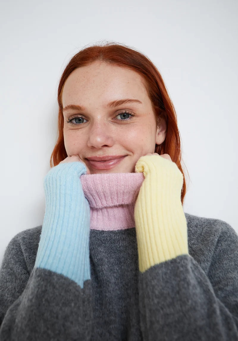 Dr Bloom Grey Giggle Sweater