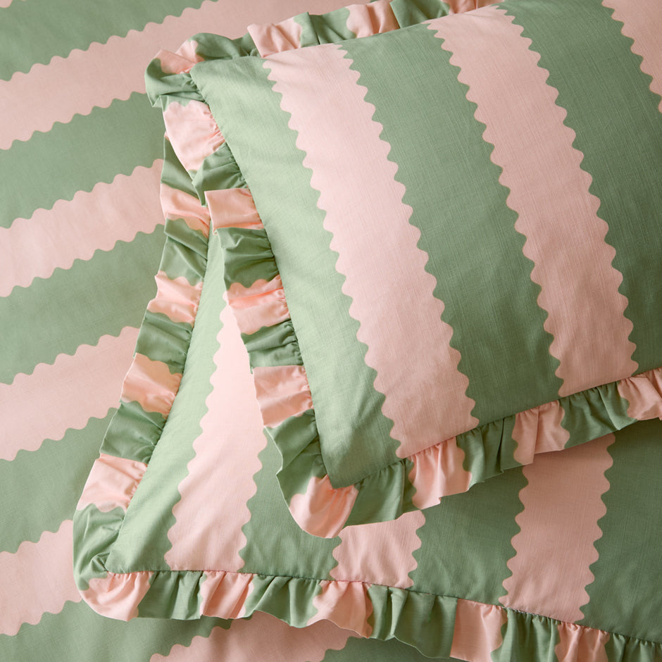 Yard Striped Pillowcase Set